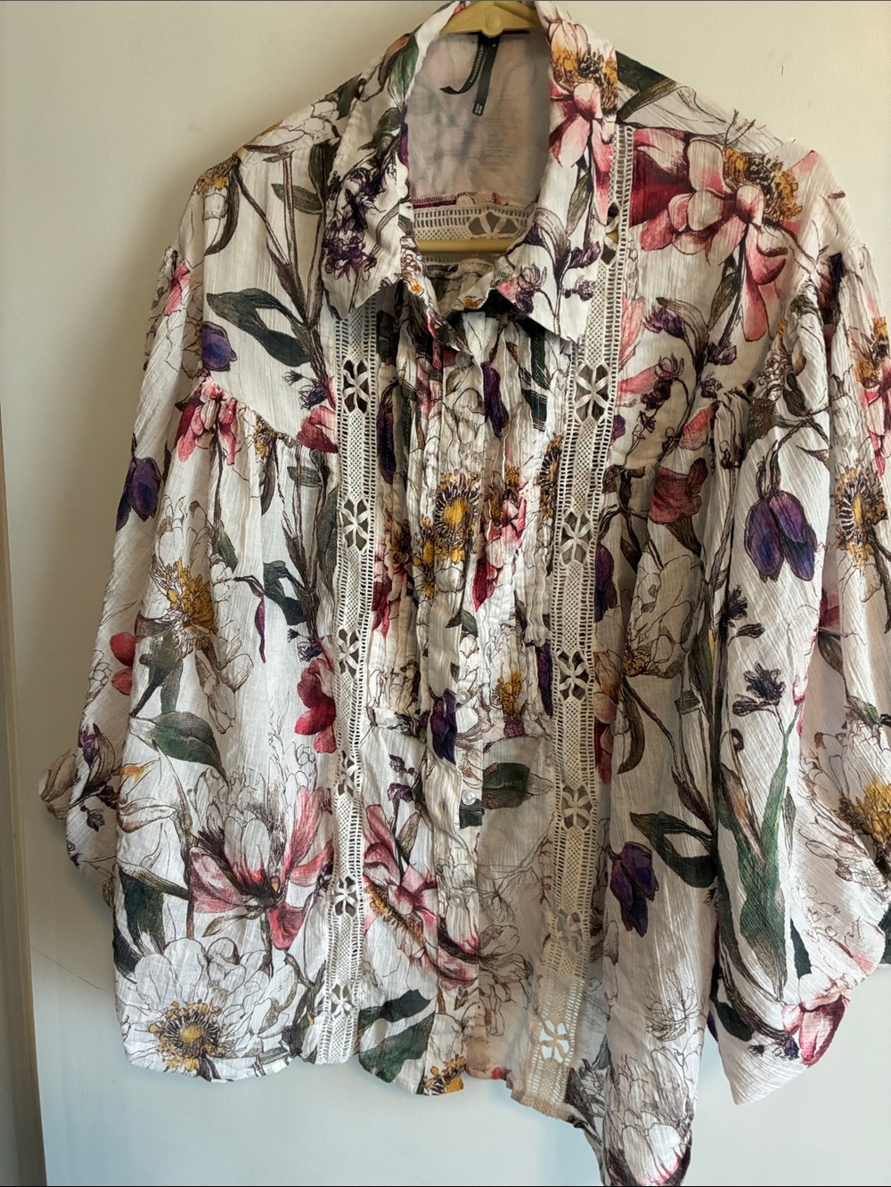 Anthropologie Floral crochet Trim Blouse cotton size medium